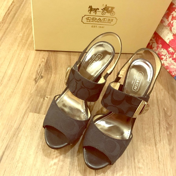 Signature coach Darcey wedge platform sandals - Picture 1 of 7